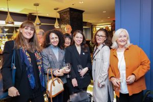 Zadar dinner in Delmonico's Restaurant on Wall Street: Zadar chefs, vintners and olive growers delight journalist and tour operator elite of New YorkZadar dinner in Delmonico's Restaurant on Wall Street: Zadar chefs, vintners and olive growers delight journalist and tour operator elite of New York